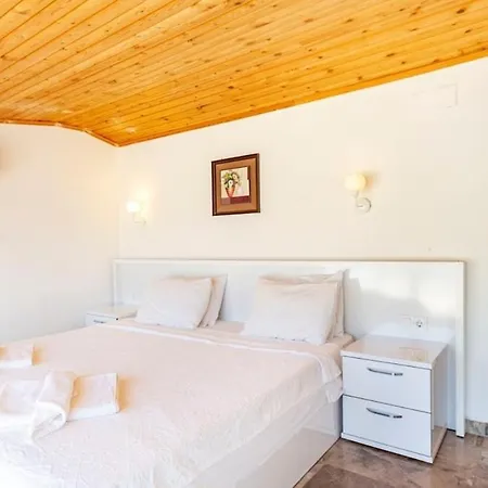 Vila Kalkan Mercan 2 *