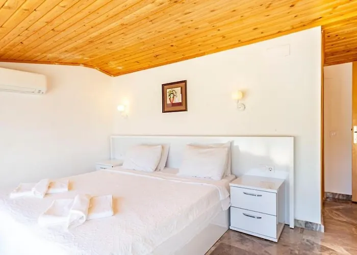 Vila Kalkan Mercan 2 *